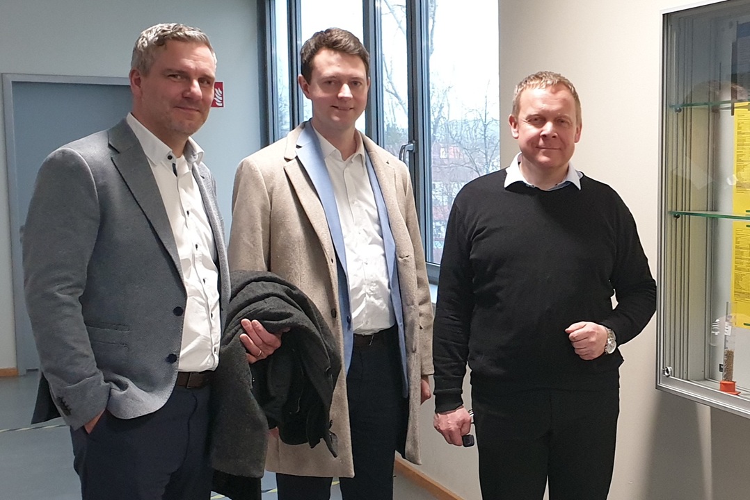 Landrat des Saale-Holzland-Kreises besucht Fachschule für Agrarwirtschaft in Stadtroda