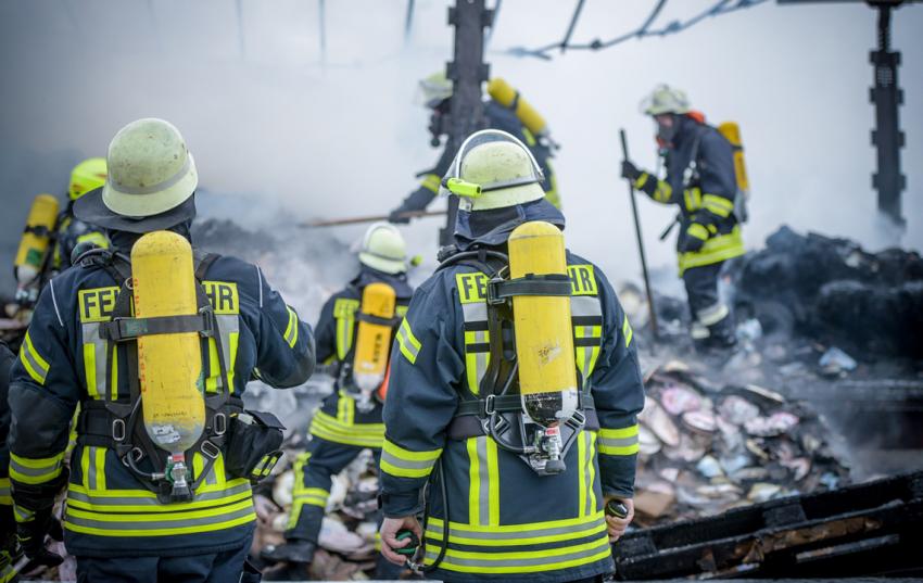 Feuerwehr und Landwirtschaft im Austausch