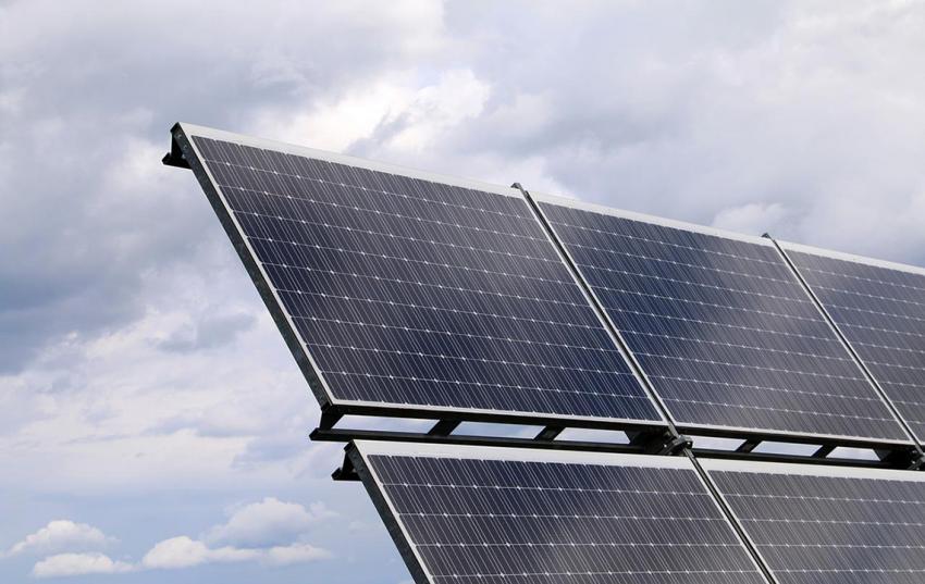 Medieninformation: EEG-Novelle: Photovoltaikausbau ja, Freiflächenanlagen auf Ackerland nein
